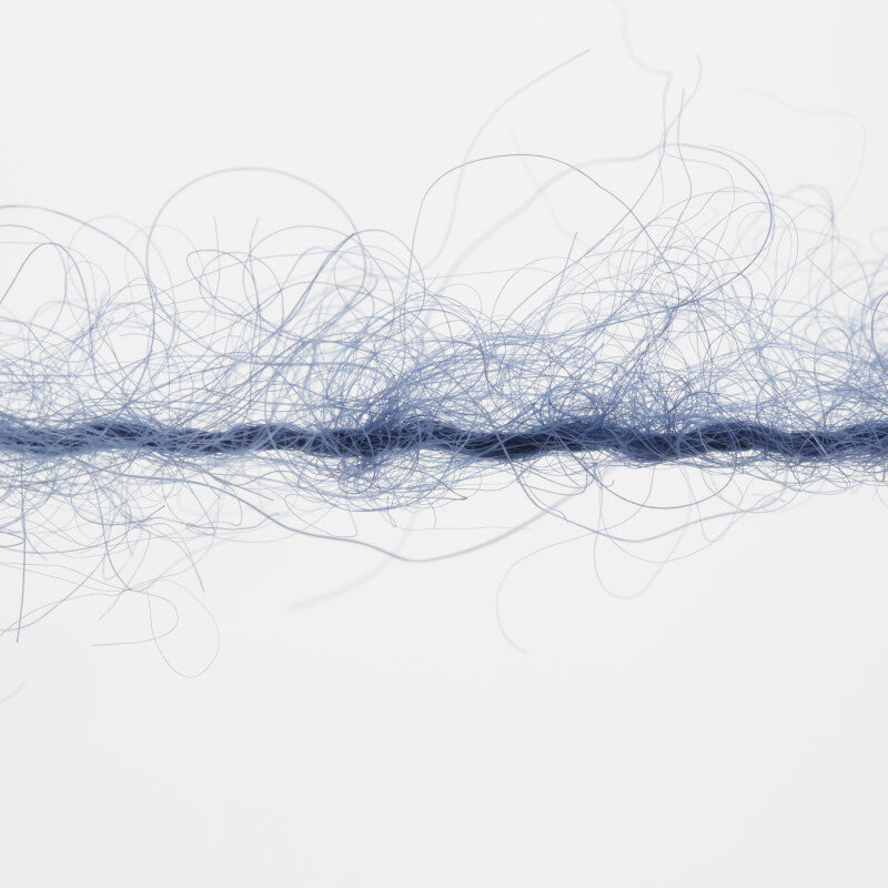 Lang Yarns Suri Alpaca – 25g / 100m – Navy (0025) – yarn texture