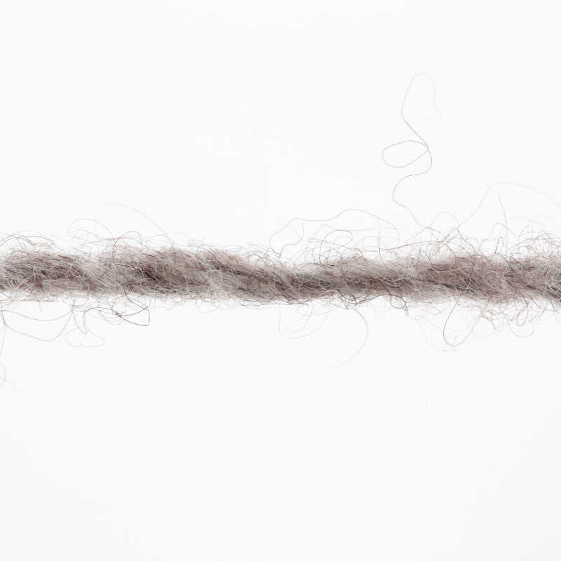 Lang Yarns Yak – 50g / 120m – Beige Mélange (0026) – yarn texture