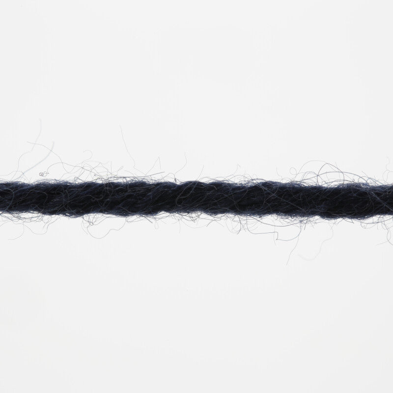 Lang Yarns Poseidon yarn, Navy, colour 0025, detail photograph