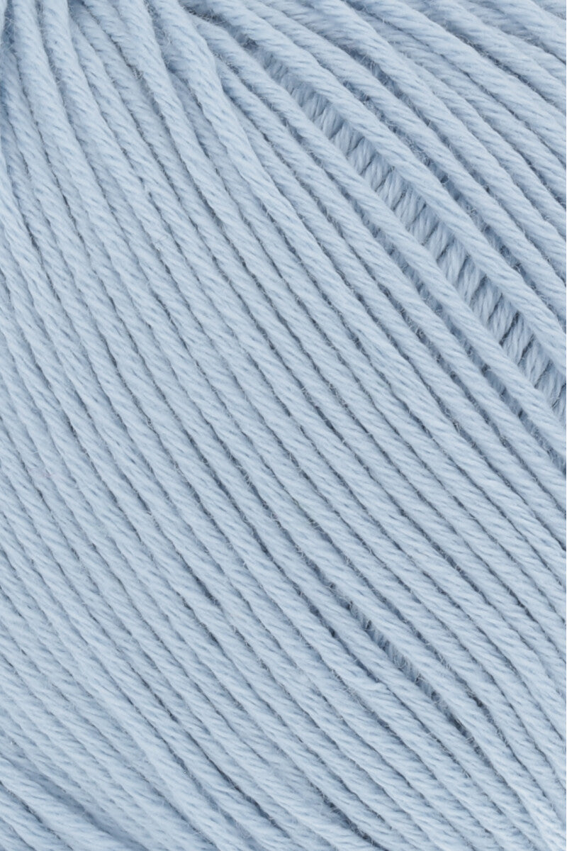 Lang Yarns Baby Cotton – 50g / 180m – Light Blue (0020) – detail
