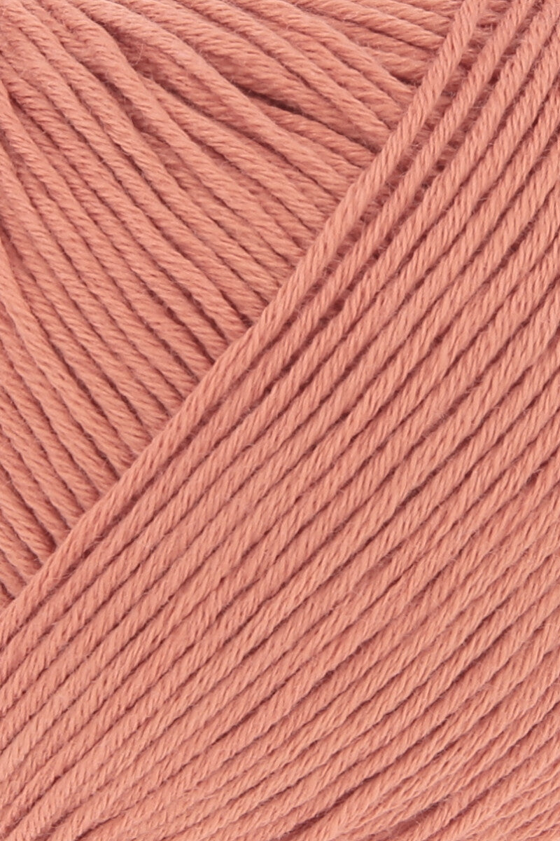 Lang Yarns Baby Cotton – 50g / 180m – Dark Coral (0228) – detail
