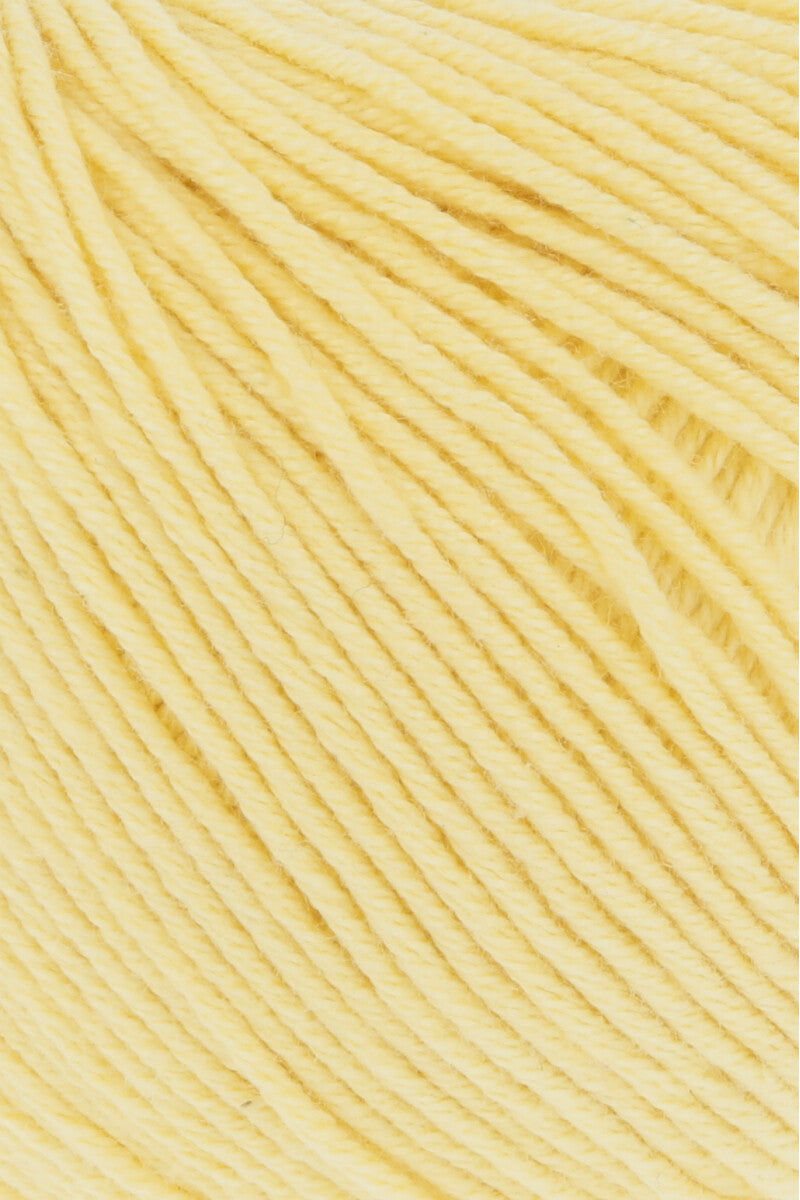 Lang Yarns Oceania – 50g / 140m – Yellow (0014) – detail