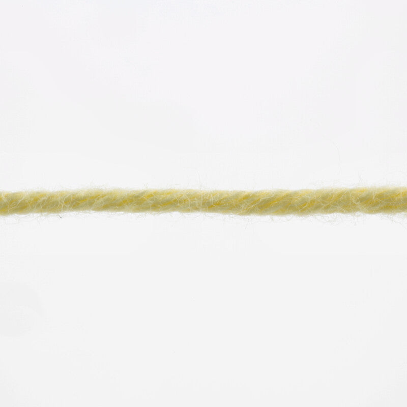Lang Yarns Oceania – 50g / 140m – Yellow (0014) – yarn texture