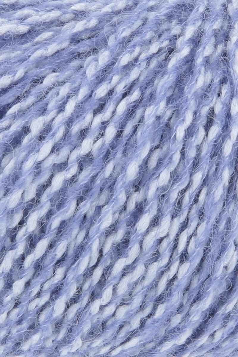 Lang Yarns Luma – 50g / 120m – Light Jeans (0033) – detail