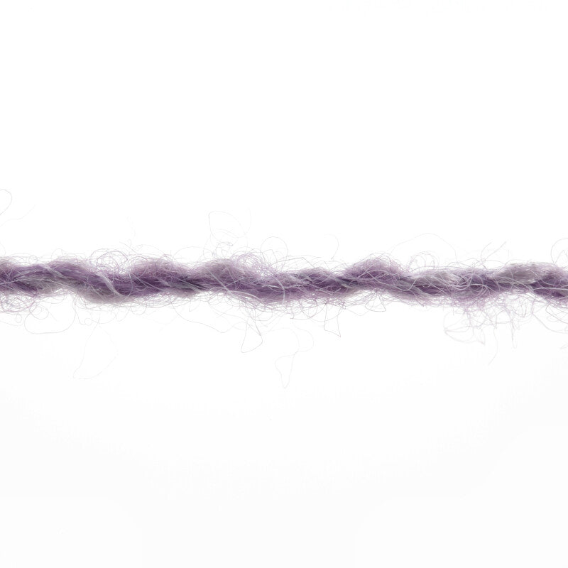 Lang Yarns Luma – 50g / 120m – Lavender (0046) – yarn texture