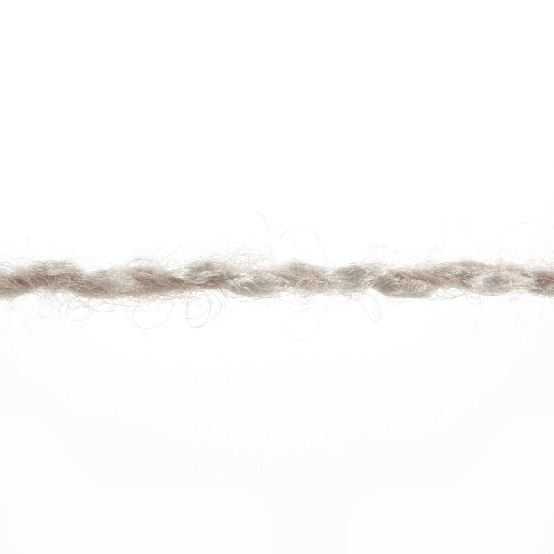 Lang Yarns Luma – 50g / 120m – Light Dusky Pink (0048) – yarn texture