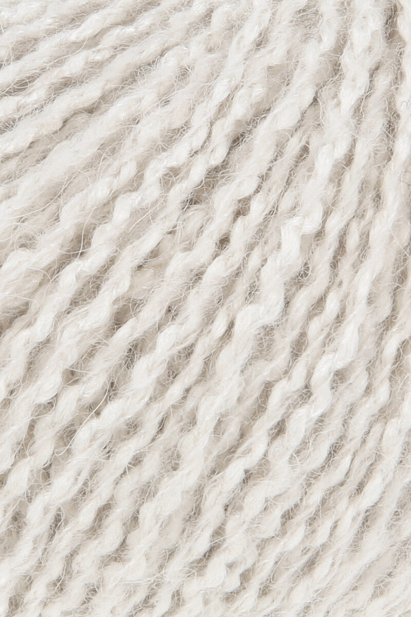 Lang Yarns Luma – 50g / 120m – Offwhite (0094) – detail