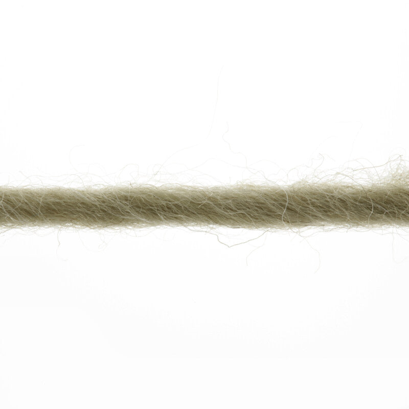 Lang Yarns Naturalis – 50g / 90m – Olive (0097) – yarn texture