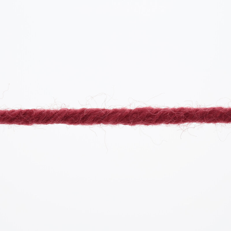 Lang Yarns Merino+ – 50g / 90m – Chianti (0087) – yarn texture