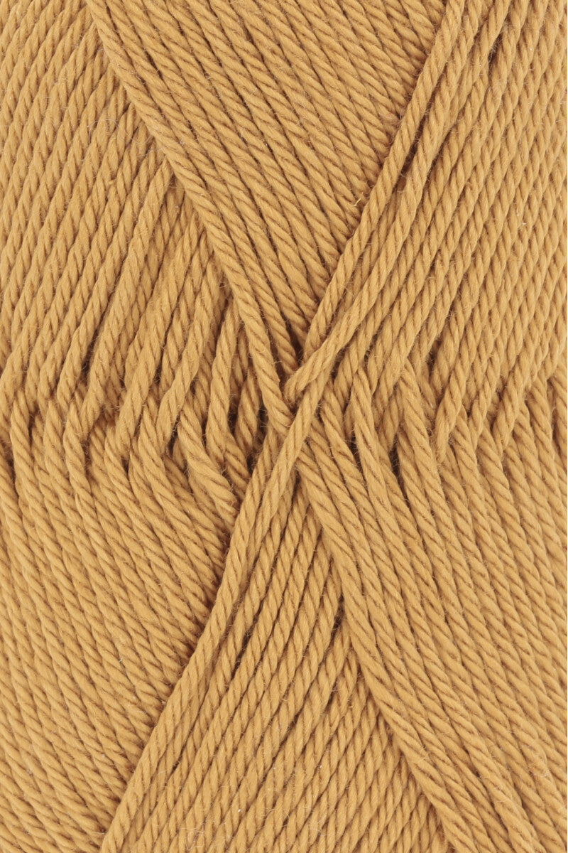 Lang Yarns Quattro – 50g / 120m – Mustard Yellow (0050) – detail