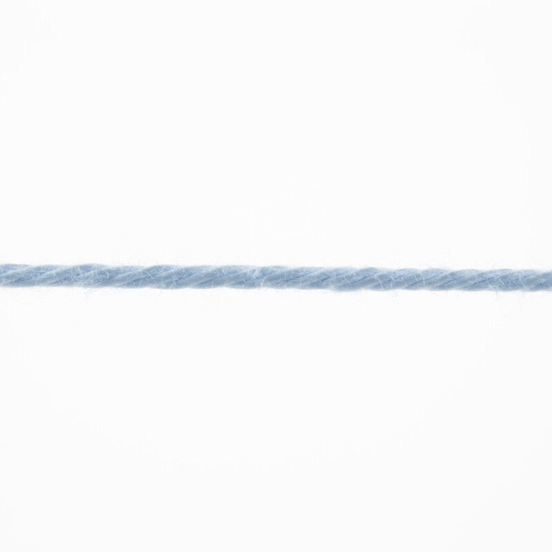 Lang Yarns Quattro – 50g / 120m – Azure (0121) – yarn texture