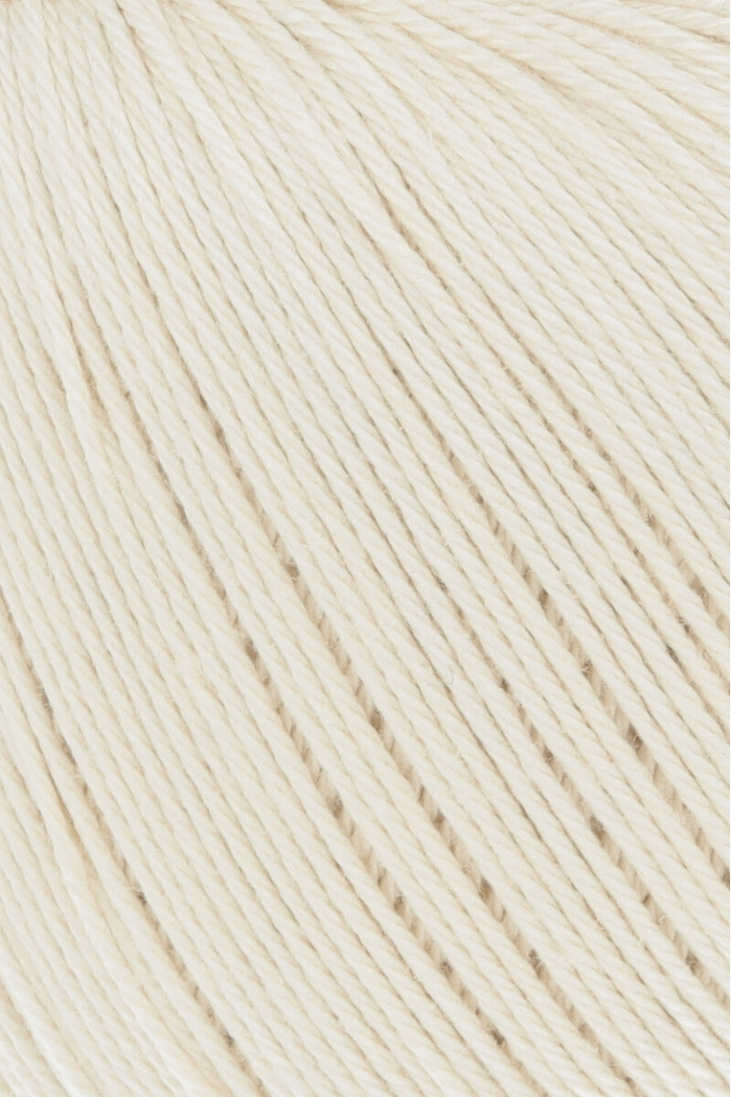 Lang Yarns Schulgarn 10/4 – 100% cotton yarn, 50g/160m – Egg White (0002) – detail