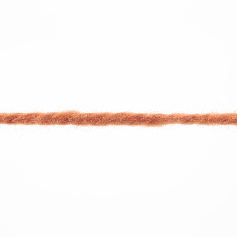 Lang Yarns Tissa – 50g / 80m – Tangarine (0159) – yarn texture