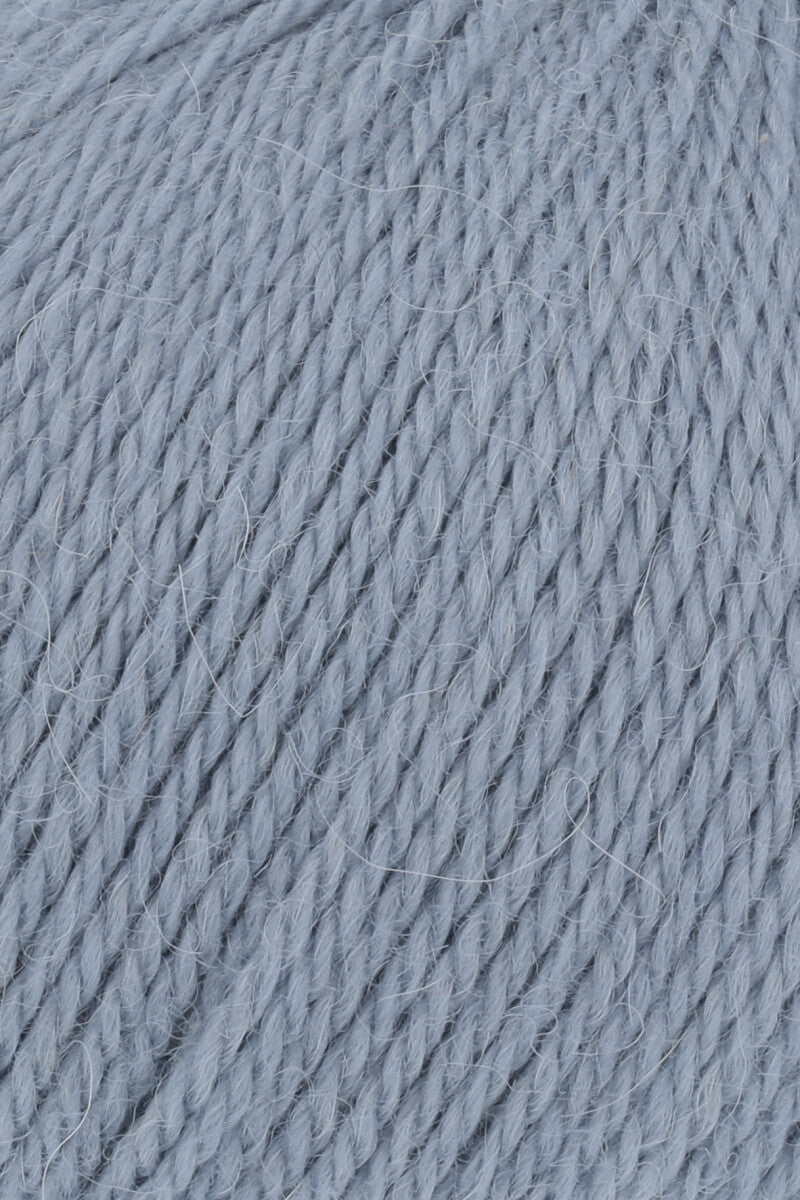 Lang Yarns Baby Alpaca Yarn, 170m / 50g – Light Jeans (0133), yarn texture