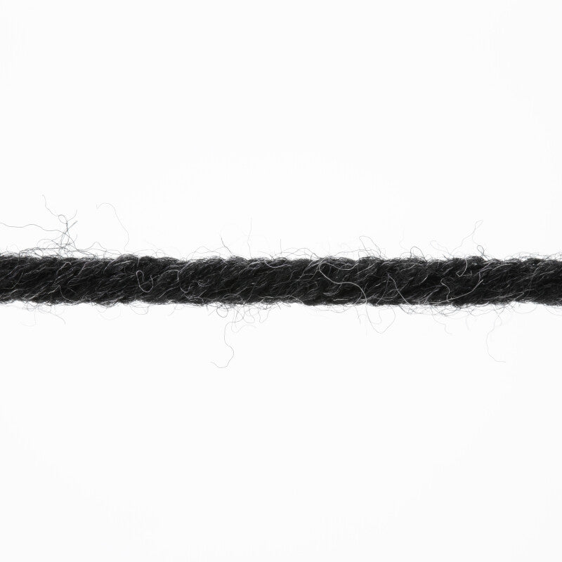 Lang Yarns Merino 70 – 50g / 70m – Anthracite Mélange (0070) – yarn texture