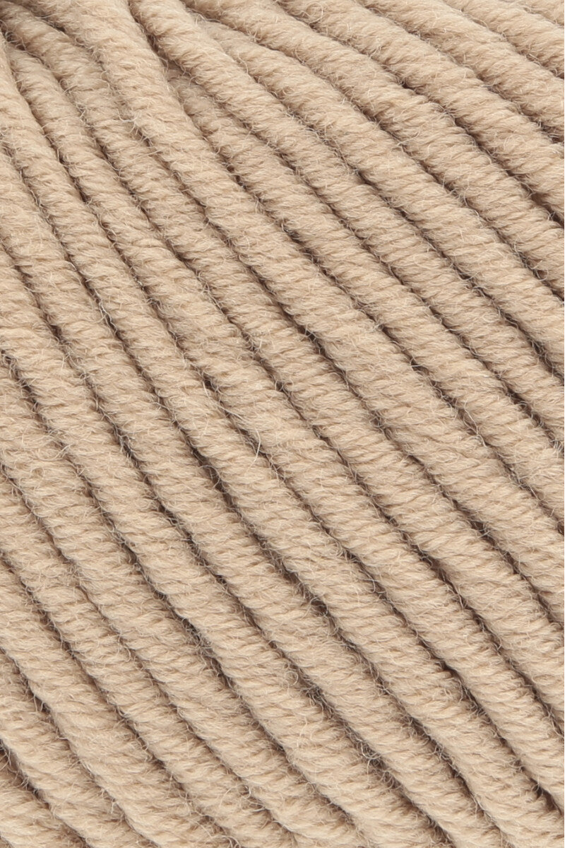 Lang Yarns Merino 70 – 50g / 70m – Camel (0139) – detail