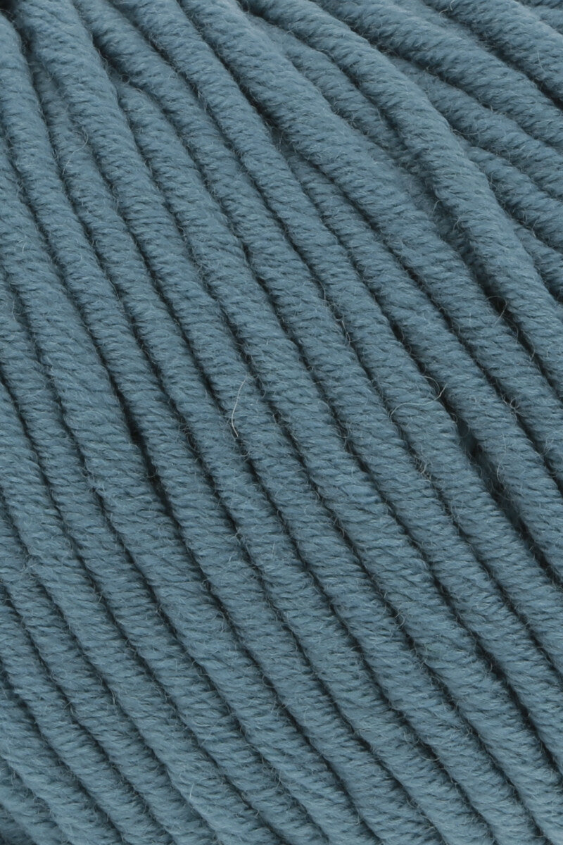 Lang Yarns Merino 50 – 100g / 90m – Atlantic (0074) – detail