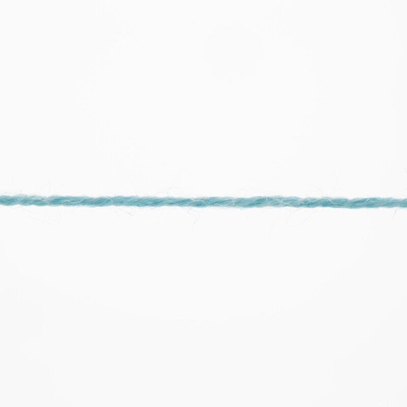 Lang Yarns Merino 400 Lace – 25g / 200m – Turquoise Mélange (0378) – yarn texture