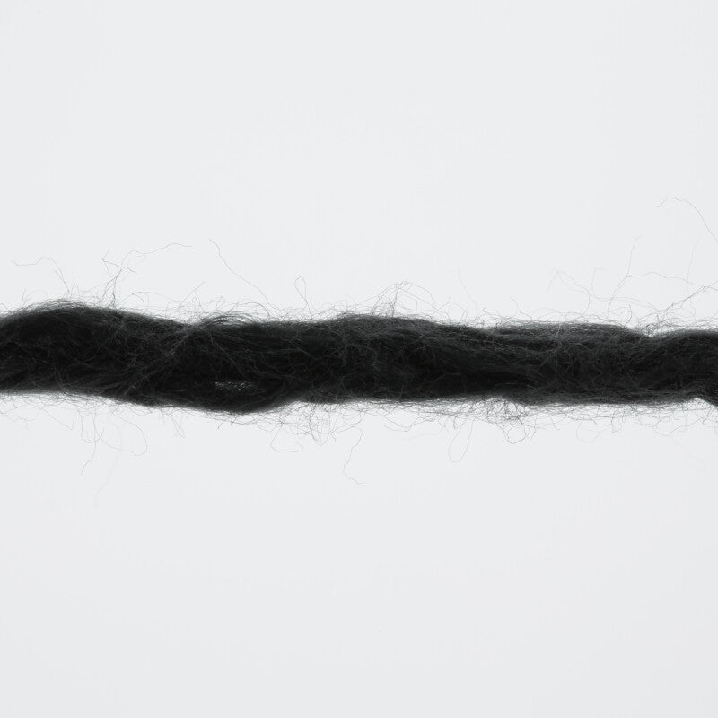 Lang Yarns Amira – 50g / 100m – Black (0004) – yarn texture