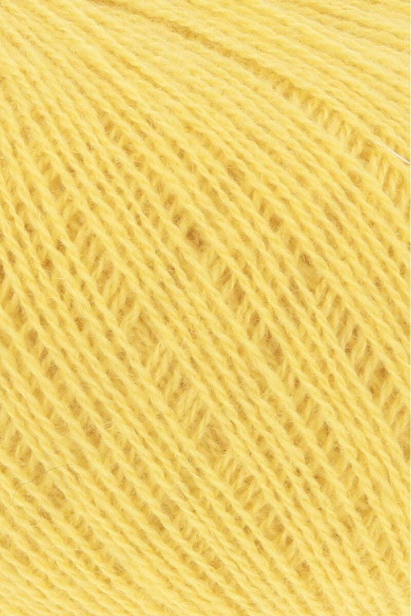 Lang Yarns Cashmere Extra Lace – 25g / 320m – Yellow (0013) – detail