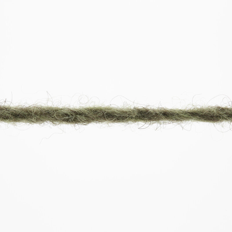 Lang Yarns Yak – 50g / 120m – Olive (0099) – yarn texture