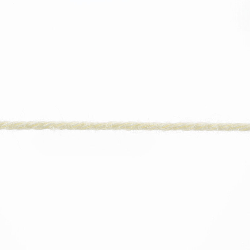 Lang Yarns Baby Cotton – 50g / 180m – Lemon (0013) – yarn texture