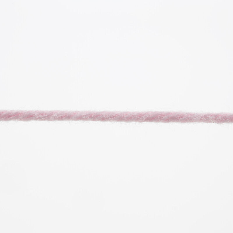 Lang Yarns Oceania – 50g / 140m – Rose (0009) – yarn texture