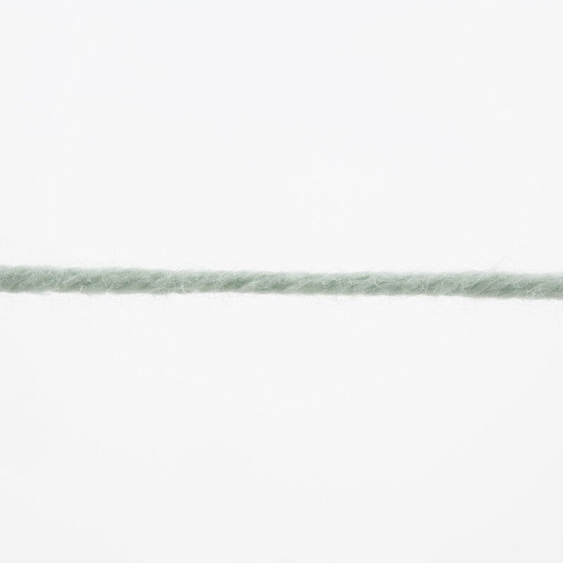 Lang Yarns Oceania – 50g / 140m – Light Sage (0058) – yarn texture