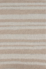 Lang Yarns Belle – 50g / 190m – Camel (0039) – detail