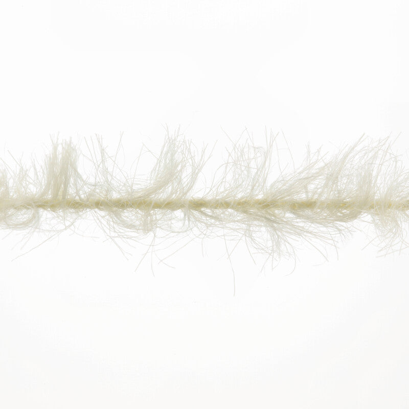 Lang Yarns Velvet – 50g / 170m – Light Yellow (0013) – yarn texture