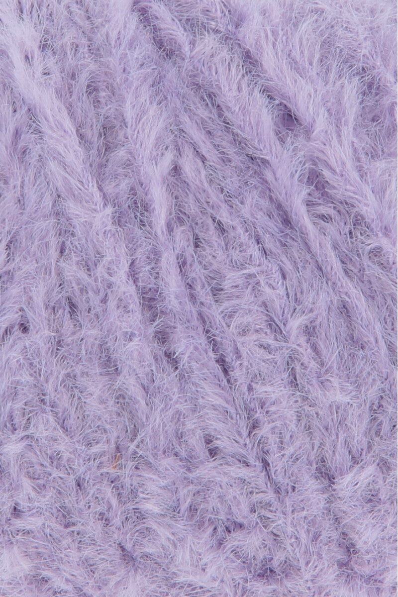 Lang Yarns Velvet – 50g / 170m – Lavender (0047) – detail