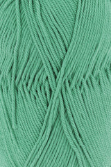 Lang Yarns Quattro – 50g / 120m – Grassgreen (0017) – detail