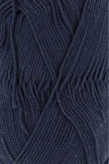 Lang Yarns Quattro – 50g / 120m – Navy (0025) – detail