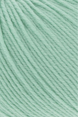 Lang Yarns Merino 150 Yarn, 150m / 50g – Emerald (0173), yarn texture