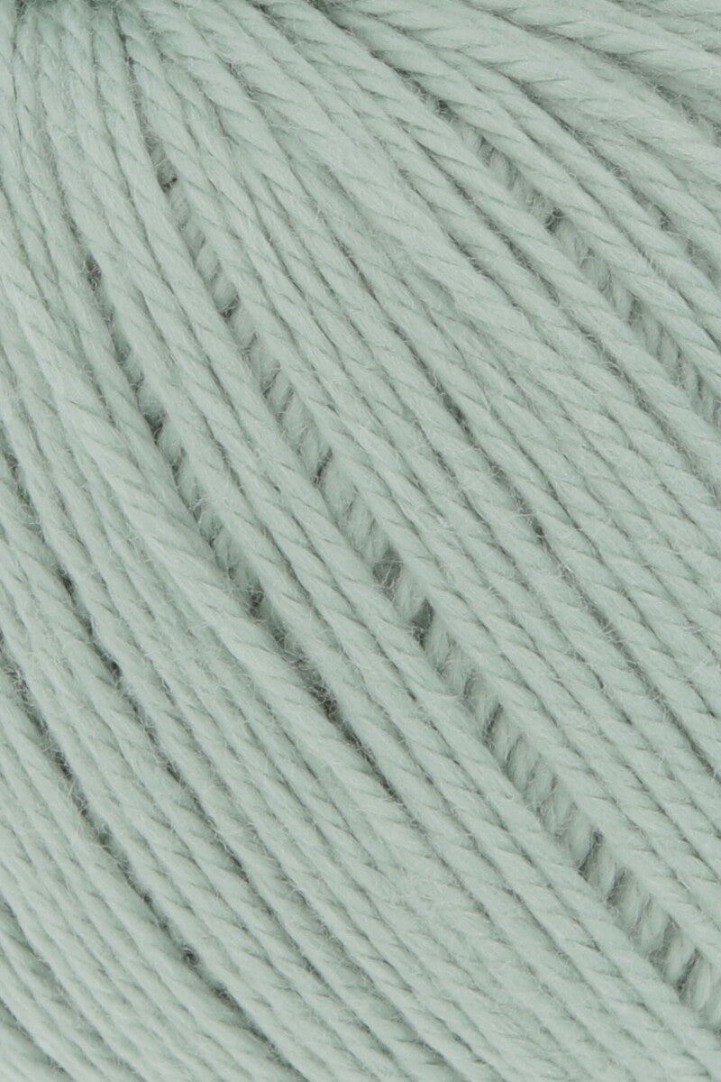 Lang Yarns Tissa – 50g / 80m – Ivy (0093) – detail