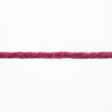 Lang Yarns Handarbeitsgarn – 50g / 84m – Berry (0666) – yarn texture