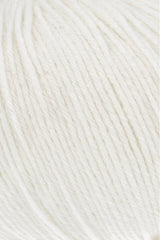 Lang Yarns Merino 200 Bébé Yarn, 203m / 50g – White (0301), yarn texture