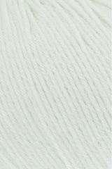 Lang Yarns Merino 200 Bébé Yarn, 203m / 50g – Baby Green (0517), yarn texture