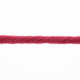 Lang Yarns Merino 50 – 100g / 90m – Geranium (0060) – yarn texture