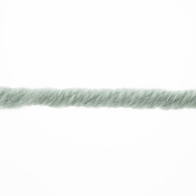 Lang Yarns Merino 50 – 100g / 90m – Light Sage (0091) – yarn texture