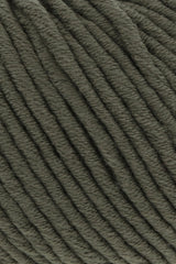 Lang Yarns Merino 50 – 100g / 90m – Olive (0098) – detail