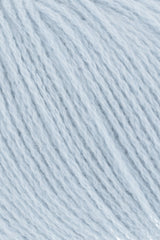 Lang Yarns Cashmere Premium Yarn, 115m / 25g – Sky (0021), yarn texture