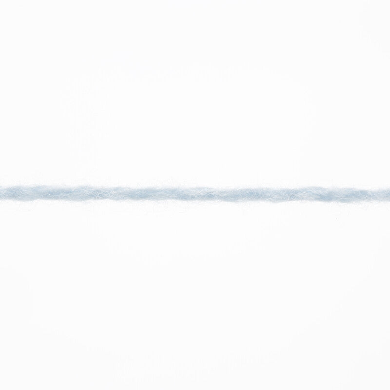 Lang Yarns Cashmere Premium Yarn, 115m / 25g – Sky (0021), yarn strand