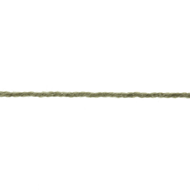 Lang Yarns Merino 400 Lace – 25g / 200m – Olive (0098) – yarn texture