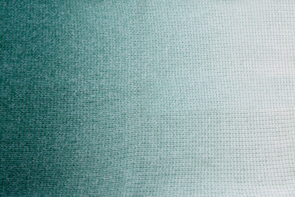 Círculo Marfim – Fil acrylique dégradé (400 m / 200 g)