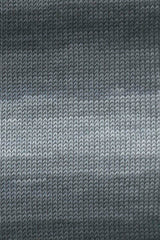 Lang Yarns Merino+ Color – 100g / 180m – Grey (0005) – detail