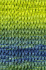 Lang Yarns Merino+ Color – 100g / 180m – Lime/Petrol (0044) – detail