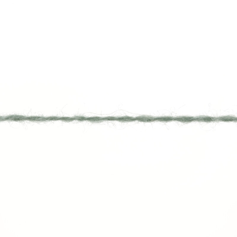 Lang Yarns Cashmere Extra Lace – 25g / 320m – Sage (0092) – yarn texture