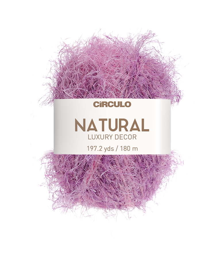 Circulo Natural Luxury Decor - Fluffy  Effect Yarn, 180 m / 280 g - Ball of pink yarn with Circulo label on a white background